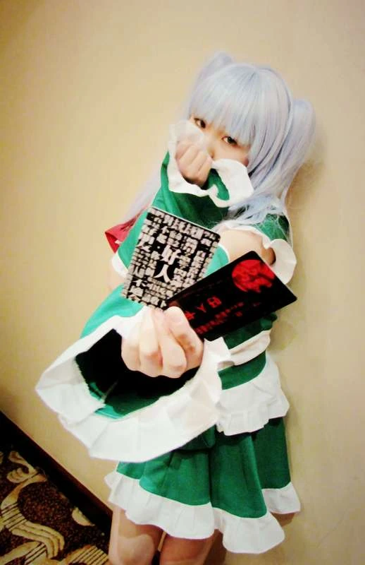 Reniti-cosplay-04.jpg